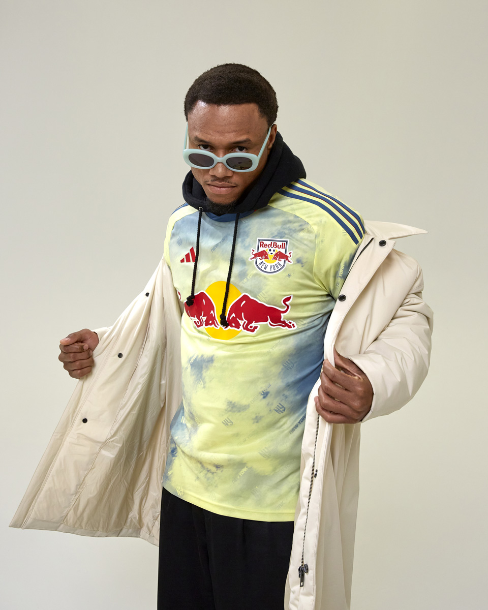 New York Red Bulls Home Shirt 2023-2024_2.jpg