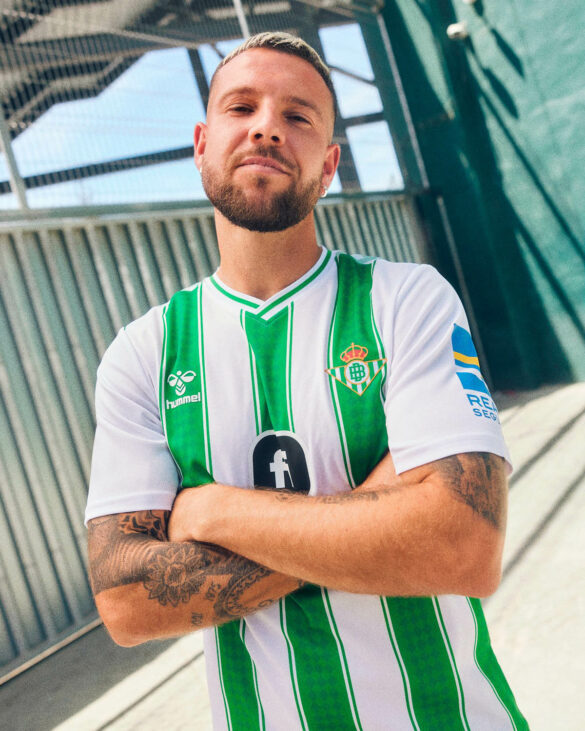 Real Betis Home Shirt 2023-2024_1.jpg